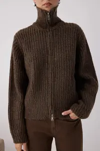 TRENDYOLMİLLA Wardrobe Essentials Brown Zippered Soft textured Wide Pattern Knitwear Cardigan| - Image 3