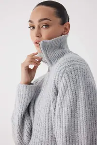 TRENDYOLMİLLA Wardrobe Essentials Gray Zippered Soft textured Wide Pattern Knitwear Cardigan|