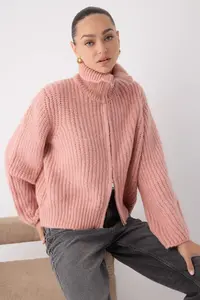 TRENDYOLMİLLA Wardrobe Essentials Light Pink Zippered Soft textured Wide Pattern Knitwear Cardigan|