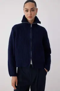 TRENDYOLMİLLA Wardrobe Essentials Navy Blue Zippered Soft textured Wide Pattern Knitwear Cardigan| - Image 2