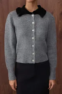 TRENDYOLMİLLA Special Collection Gray Color Blocked Polo Shirt Collar Special Thread Collar Detailed Knitwear Cardigan - Image 3