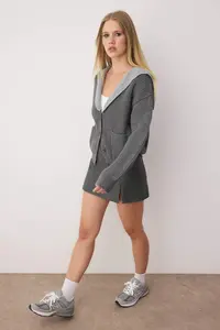 TRENDYOLMİLLA Anthracite Color Blocked Turn-down Collar Soft Textured Knitwear Cardigan - Image 2