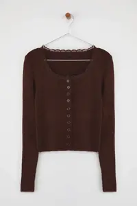 TRENDYOLMİLLA Brown Crop Lace Garnished Square Neck Soft textured Bodysuit hugging Knitwear Cardigan - Image 5