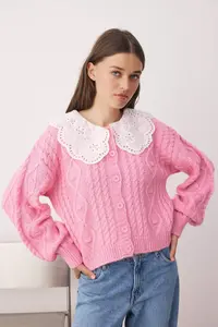TRENDYOLMİLLA Pink Hair Knitting Lace Garnished Polo Shirt Collar Soft textured Knitwear Cardigan
