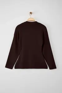 TRENDYOLMİLLA Special Collection Brown V-neck Mercerized Look Premium Yarn Knitwear Cardigan - Image 6