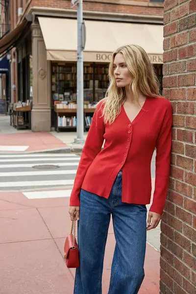 TWOAW26HI00079-RED_1