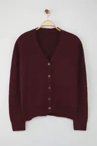 TRENDYOLMİLLA Wardrobe Essentials Burgundy Woolly Wide Pattern V-neck Knitwear Cardigan | - Image 5