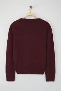 TRENDYOLMİLLA Wardrobe Essentials Burgundy Woolly Wide Pattern V-neck Knitwear Cardigan | - Image 6