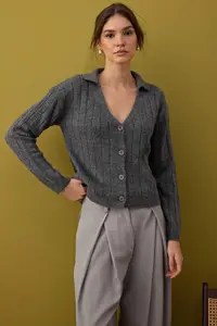 TRENDYOLMİLLA Anthracite Woolly Basic Polo Shirt Collar Knitwear Cardigan | - Image 2