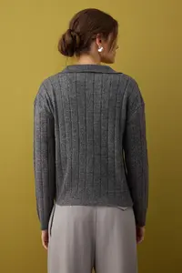 TRENDYOLMİLLA Anthracite Woolly Basic Polo Shirt Collar Knitwear Cardigan | - Image 4