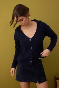 TRENDYOLMİLLA Navy Blue Woolly Basic Polo Shirt Collar Knitwear Cardigan | - Image 2