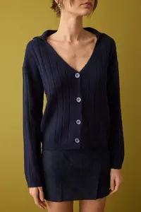 TRENDYOLMİLLA Navy Blue Woolly Basic Polo Shirt Collar Knitwear Cardigan | - Image 3