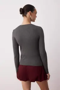 TRENDYOLMİLLA Dark Gray Mercerized Look Collar Binding Detailed Fitted/Bodysuit hugging Knitwear Cardigan - Image 5
