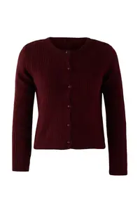 TRENDYOLMİLLA Burgundy Square Neck Lace Garnished Knitwear Cardigan-Blouse Soft textured Knitwear Set - Image 7