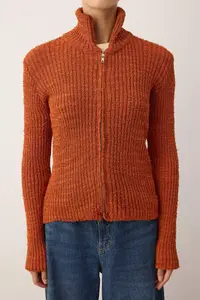 TRENDYOLMİLLA Wardrobe Essentials Orange Zippered Dog collar Soft textured Cotton Knitwear Cardigan - Image 3