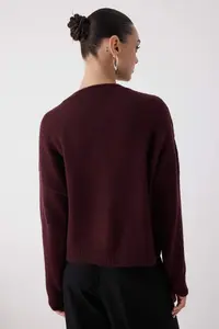 TRENDYOLMİLLA Wardrobe Essentials Burgundy Alpaca Wool Blend Wide Pattern Knitwear Cardigan | - Image 4