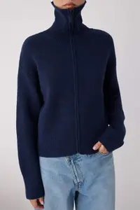 TRENDYOLMİLLA Wardrobe Essentials Navy Blue Soft textured Wide Pattern Zippered Knitwear Cardigan | - Image 3