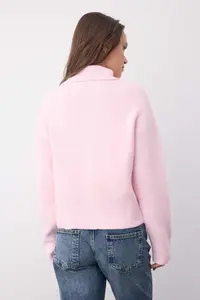 TRENDYOLMİLLA Wardrobe Essentials Pink Soft textured Wide Pattern Zippered Knitwear Cardigan | - Image 4