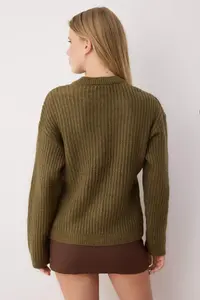TRENDYOLMİLLA Khaki Soft textured Button Detailed Knitwear Cardigan - Image 4