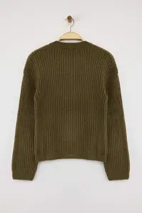 TRENDYOLMİLLA Khaki Soft textured Button Detailed Knitwear Cardigan - Image 6