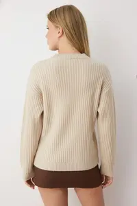 TRENDYOLMİLLA Stone Soft textured Button Detailed Knitwear Cardigan - Image 4