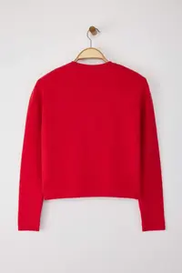 TRENDYOLMİLLA Wardrobe Essentials Red Plain Button Detailed Crop Premium/Special Yarn Knitwear Cardigan | - Image 6