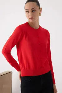 TRENDYOLMİLLA Wardrobe Essentials Red Premium Yarn Mercerized Look Crew Neck Knitwear Cardigan| - Image 2