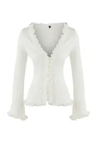 TRENDYOLMİLLA Teen Ecru V-neck Lace Garnished Premium/Special Thread Fitted/Body-Fitting Knitwear Cardigan - Image 6