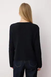 TRENDYOLMİLLA Navy Blue textured Cotton Blended Knitwear Cardigan - Image 4