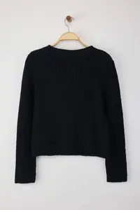 TRENDYOLMİLLA Navy Blue textured Cotton Blended Knitwear Cardigan - Image 6
