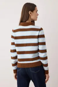 TRENDYOLMİLLA Wardrobe Essentials Brown*001 Polo Shirt Collar Striped Knitwear Cardigan | - Image 4