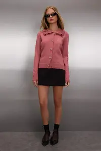 TRENDYOLMİLLA Dusty Rose Soft textured Collar Frilly Metal Button Detailed Knitwear Cardigan - Image 2