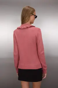 TRENDYOLMİLLA Dusty Rose Soft textured Collar Frilly Metal Button Detailed Knitwear Cardigan - Image 4