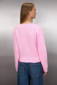 TRENDYOLMİLLA Pink Ruffle Closure Detailed Metal Buttoned Knitwear Cardigan - Image 5