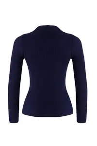 TRENDYOLMİLLA Wardrobe Essentials Navy Blue Fitted Knitwear Cardigan - Image 7