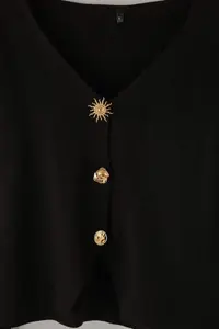 TRENDYOLMİLLA Black Trend Button Detailed Knitwear Cardigan - Image 6