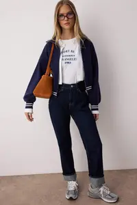 TRENDYOLMİLLA Navy Blue Premium Yarn/Special Yarn Zippered Coat Look Knitwear Cardigan - Image 2