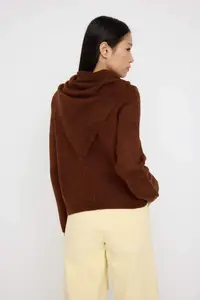 TRENDYOLMİLLA Teen Brown Soft textured Wide Pattern Extra Shawl Knitwear Cardigan - Image 5