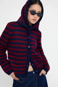 TRENDYOLMİLLA Teen Red Soft textured Wide Pattern Extra Shawl Knitwear Cardigan - Image 4