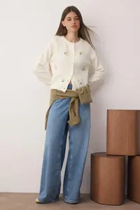 TRENDYOLMİLLA Ecru Crew Neck Cherry Accessory Detailed Knitwear Cardigan - Image 2