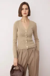 TRENDYOLMİLLA Mink Button Detailed Plain Knitwear Cardigan