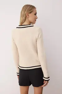TRENDYOLMİLLA Stone Embroidery Button Detailed Knitwear Cardigan - Image 4