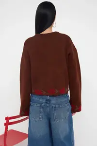 TRENDYOLMİLLA Teen Brown Soft textured Wide Pattern flower patterned Knitwear Cardigan - Image 4
