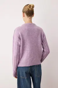 TRENDYOLMİLLA Lilac Soft textured Button Detailed Wide Pattern Knitwear Cardigan - Image 4