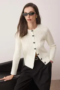TRENDYOLMİLLA Ecru Soft textured Ribbon buttoned Knitwear Cardigan
