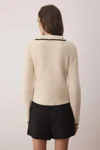 TRENDYOLMİLLA Stone Polo Shirt Collar Button Coated Embroidered Knitwear Cardigan - Image 4