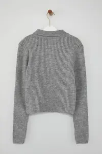 TRENDYOLMİLLA Wardrobe Essentials Gray Soft textured Crop Zippered Knitwear Cardigan | - Image 6