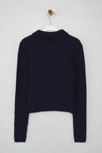 TRENDYOLMİLLA Wardrobe Essentials Navy Blue Soft textured Crop Zippered Knitwear Cardigan | - Image 6