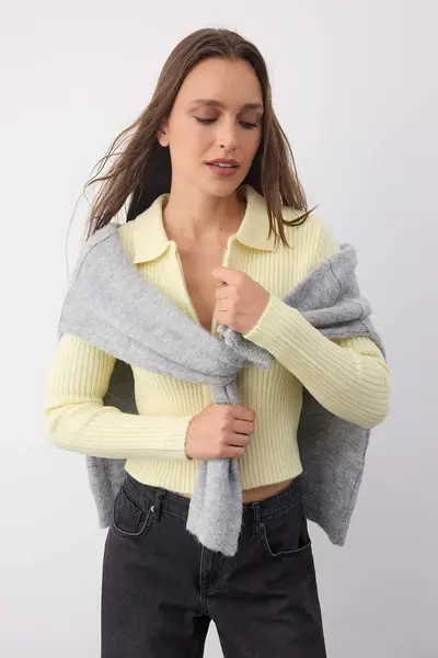 TWOAW26HI00177-YELLOW_1