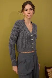 TRENDYOLMİLLA Anthracite Soft textured Pearl Button Detailed Crop Knitwear Cardigan - Image 2